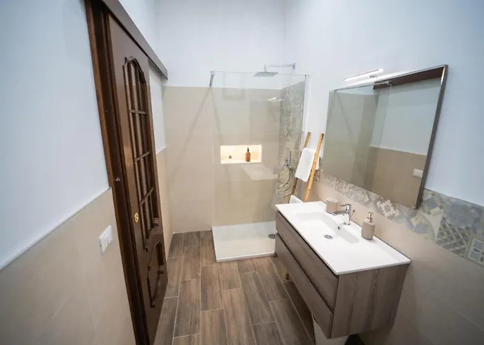 Al Corso 213 شقة *